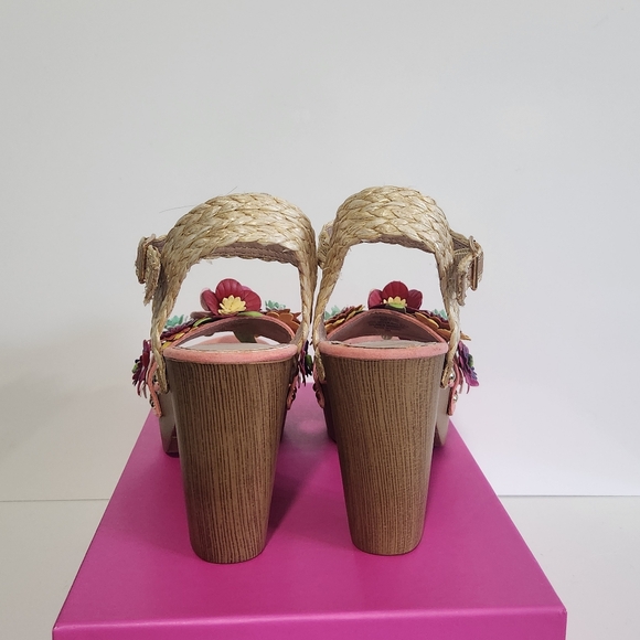 Betsey Johnson Embellished Coral Open Toe Jillie Platform Sandals Sz. 7 - Picture 3 of 7